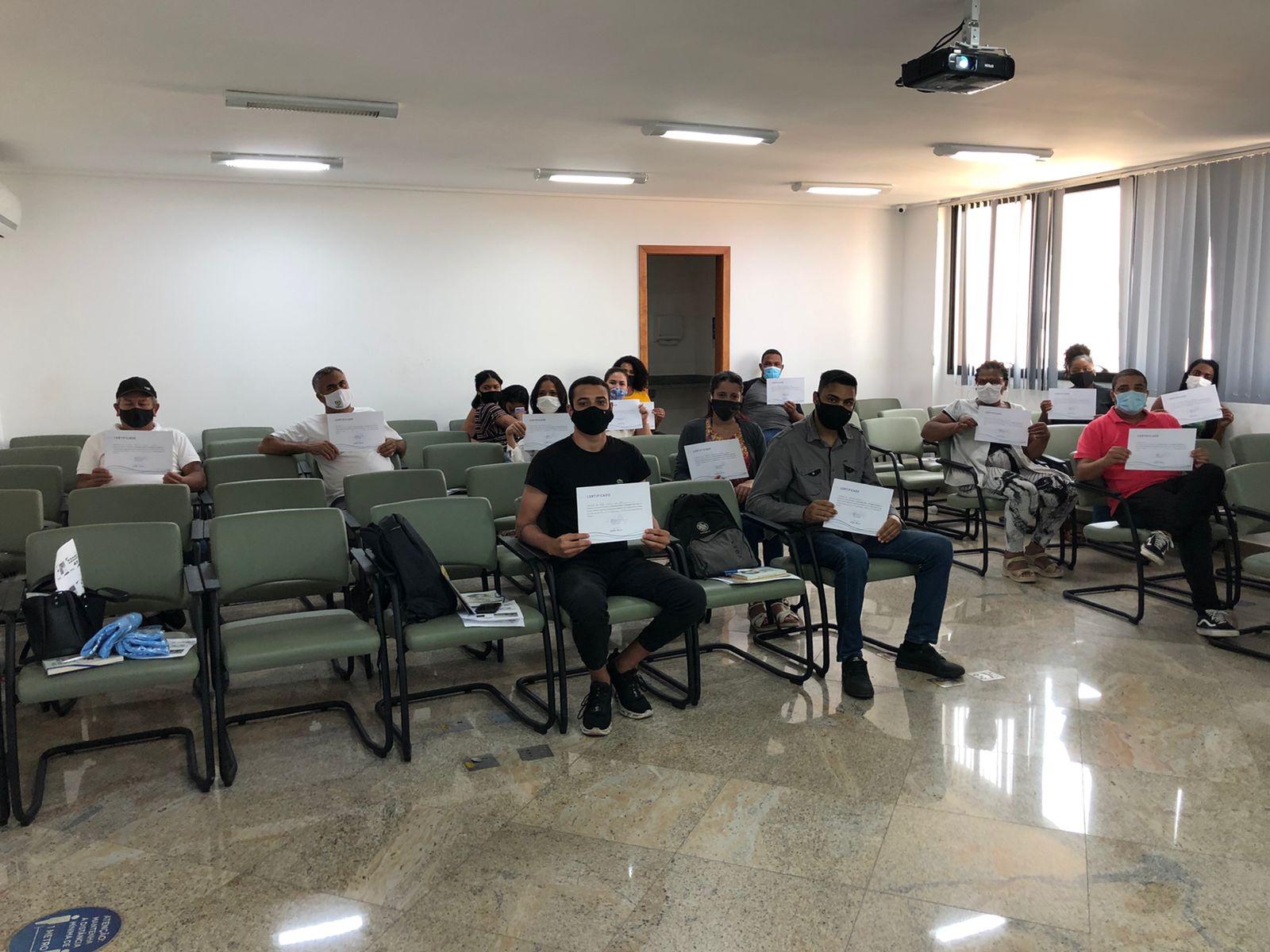 Capacitação de equipe para projeto Conexões Comunitárias é realizada